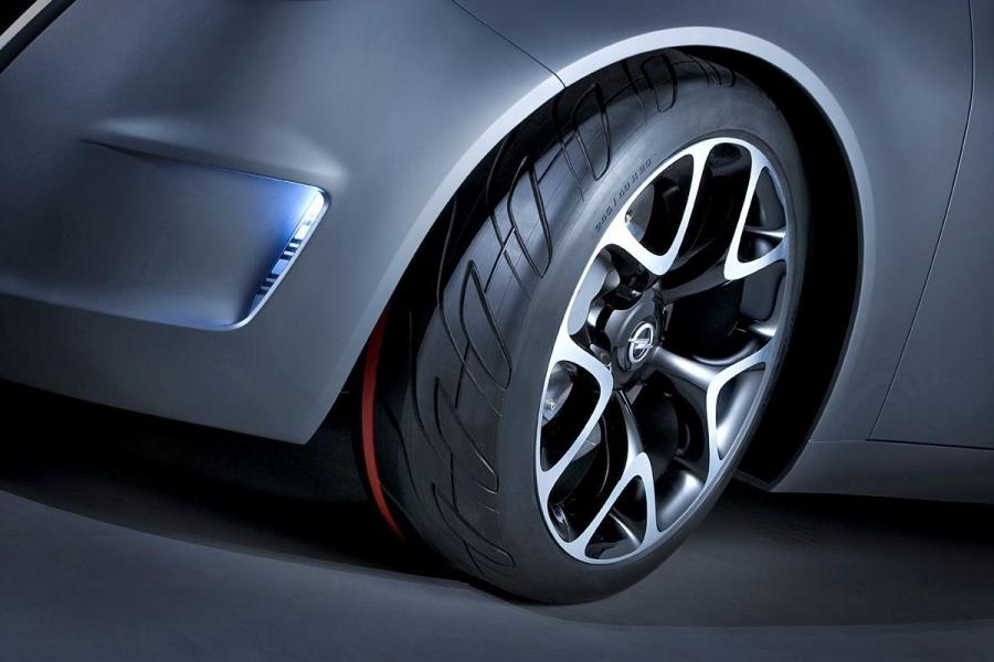  Opel GTC Concept 2007 года  (фото 13 из 74)